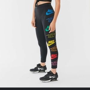 ISO Nike Leg-a-see Leggings